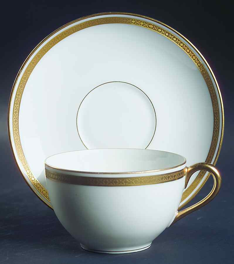 9198 Flat Cup & Saucer Set by Tressemanes & Vogt-1