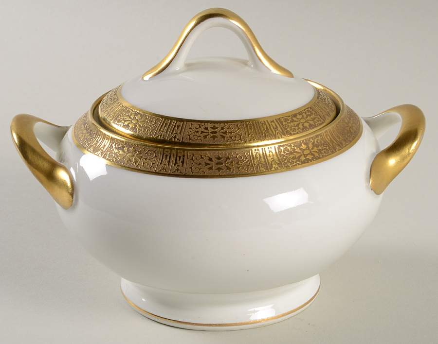 9333 Sugar Bowl & Lid by Tressemanes & Vogt-1