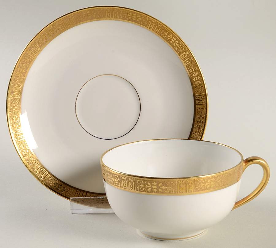 9333 Flat Cup & Saucer Set by Tressemanes & Vogt-1
