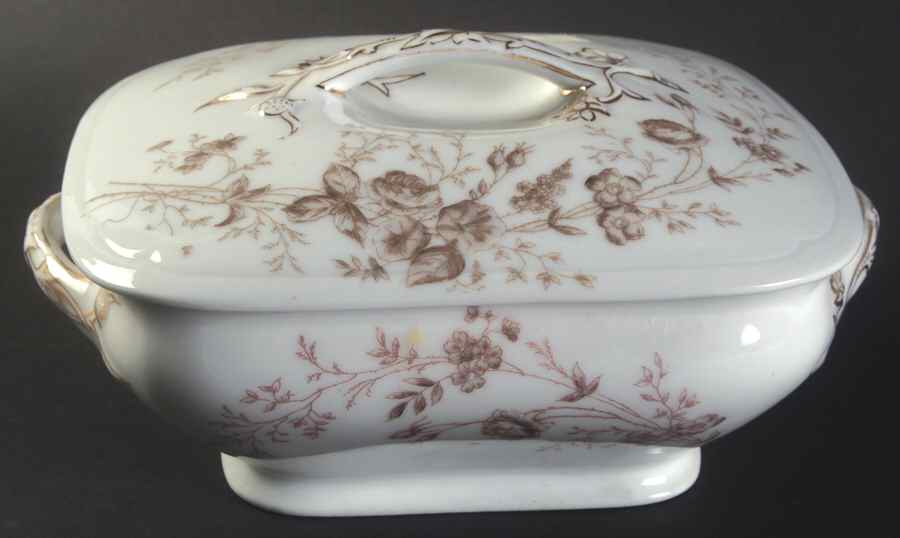 Marguerite Rectangular Covered Vegetable by Tressemanes & Vogt-1