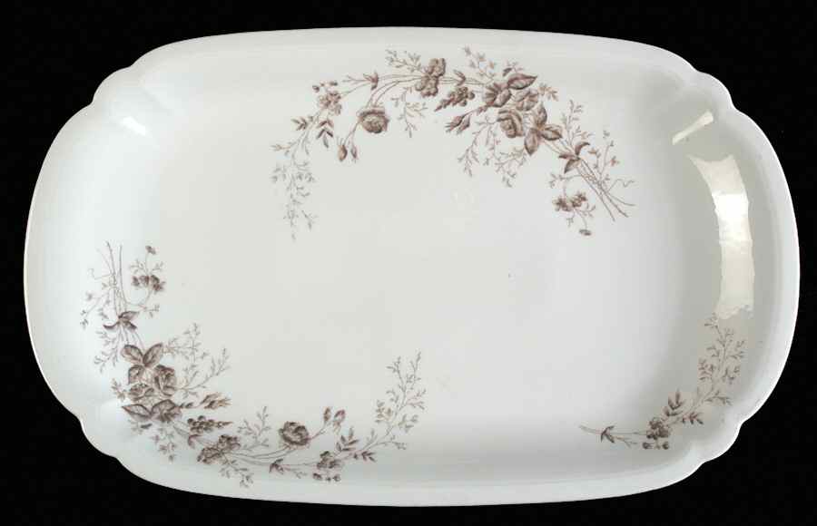 Marguerite 16" Oval Serving Platter by Tressemanes & Vogt-1