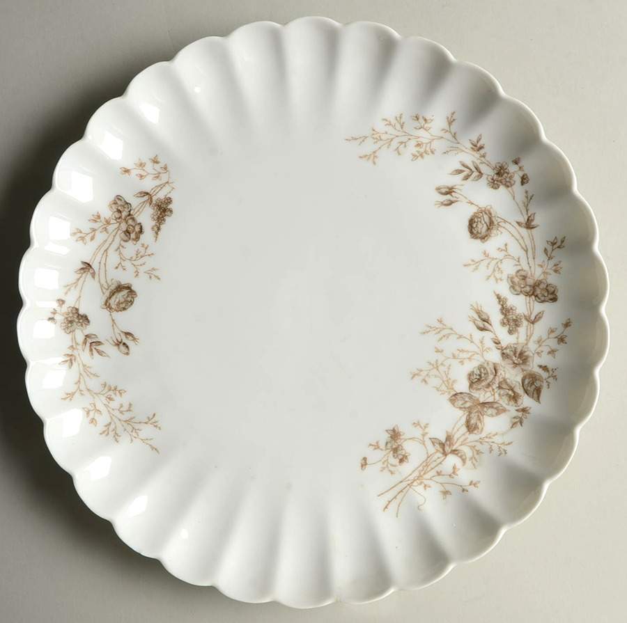 Marguerite Cake Plate by Tressemanes & Vogt-1