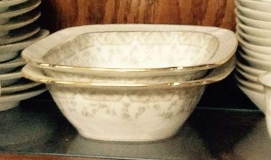 TRV101 9" Oval Vegetable Bowl by Tressemanes & Vogt-1