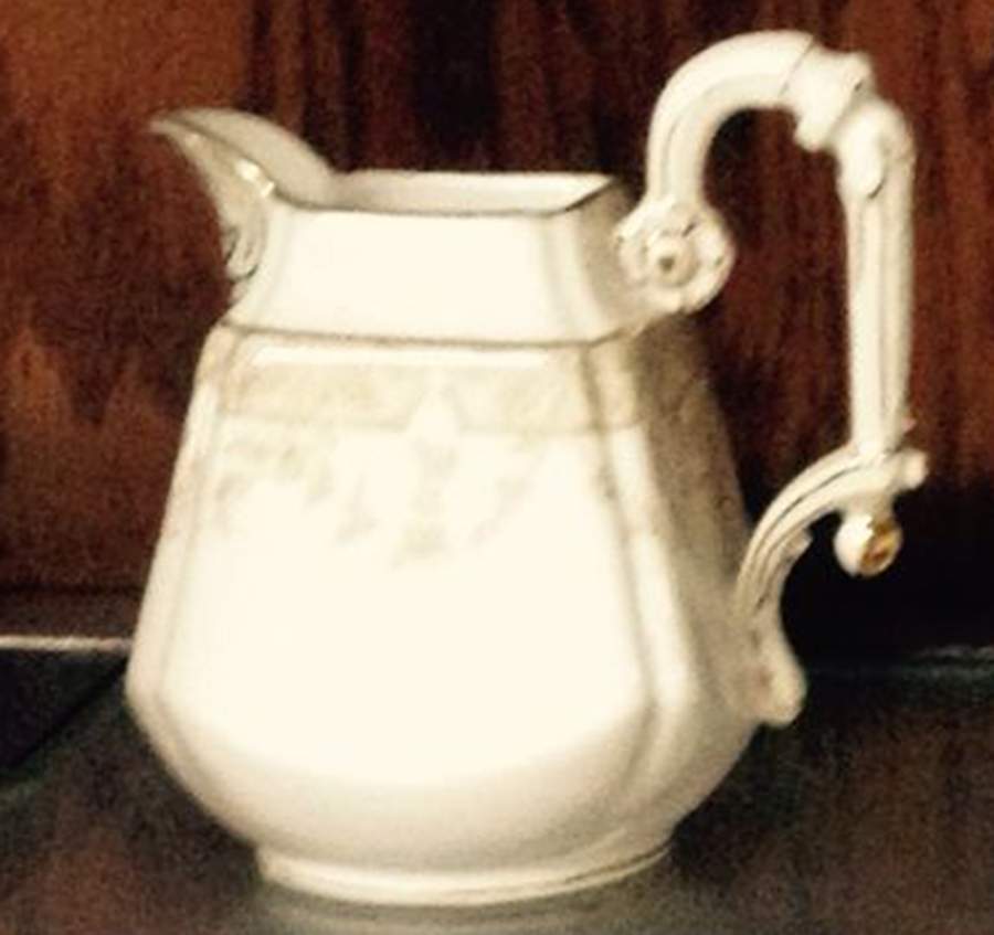 TRV101 Creamer by Tressemanes & Vogt-1