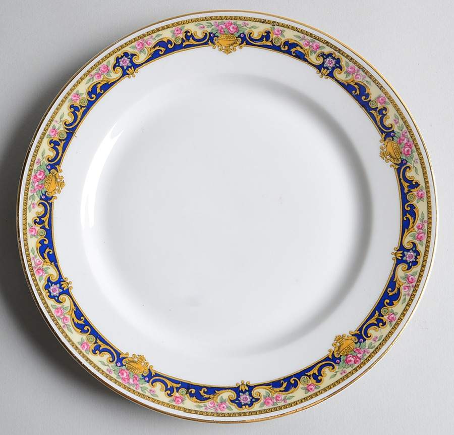 TRV114 Luncheon Plate by Tressemanes & Vogt-1