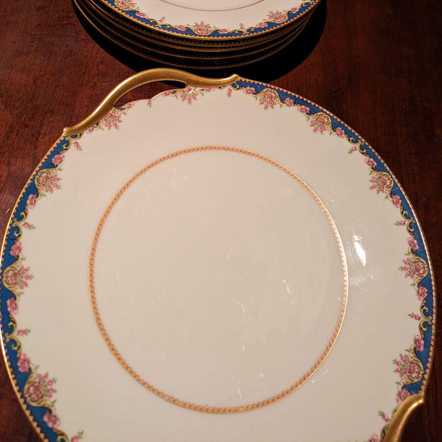 TRV14 Handled Cake Plate by Tressemanes & Vogt-1