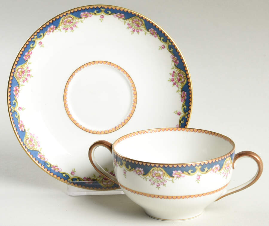 TRV14 Flat Bouillon Cup & Saucer by Tressemanes & Vogt-1