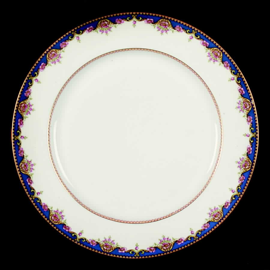 TRV14 Dinner Plate by Tressemanes & Vogt-1