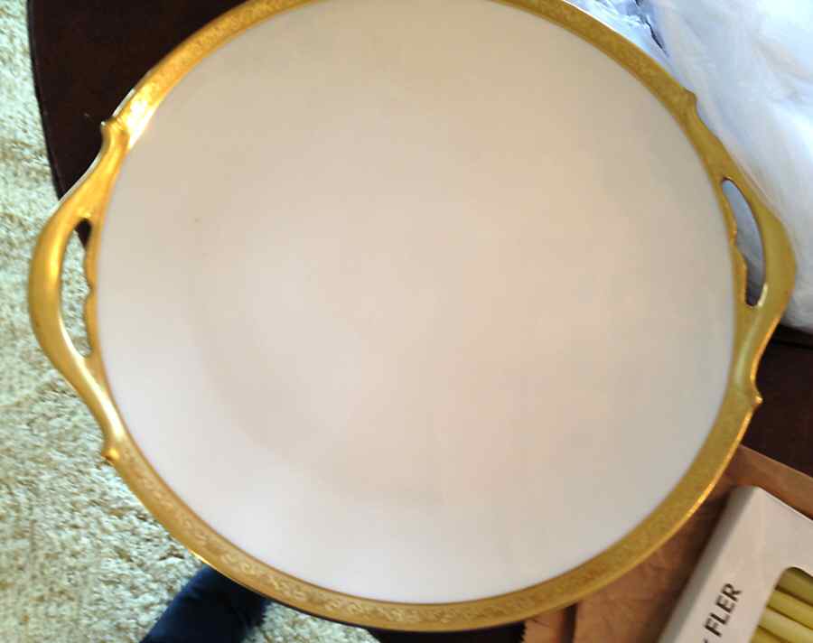 TRV15 Handled Cake Plate by Tressemanes & Vogt-1