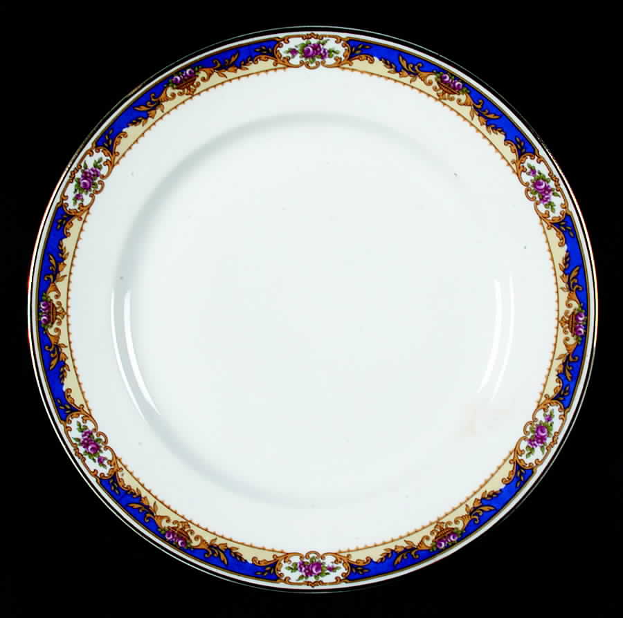 TRV16 Dinner Plate by Tressemanes & Vogt-1