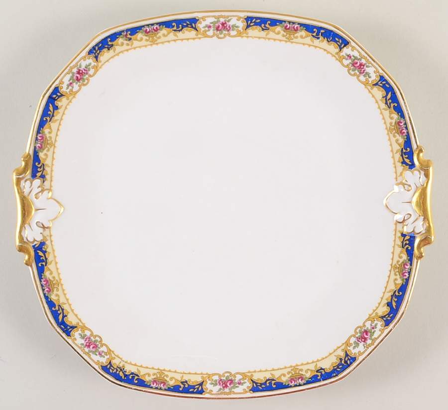 TRV16 Handled Cake Plate by Tressemanes & Vogt-1
