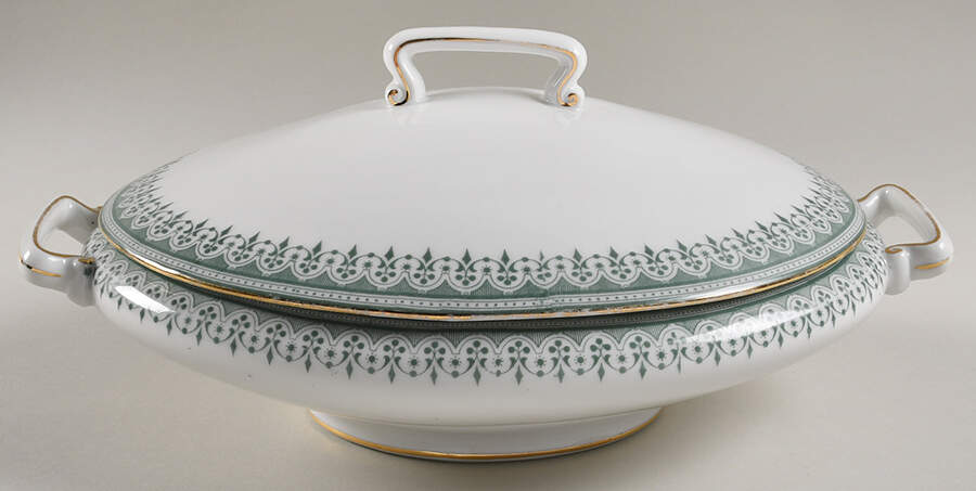 TRV3 Oval Covered Vegetable by Tressemanes & Vogt-1