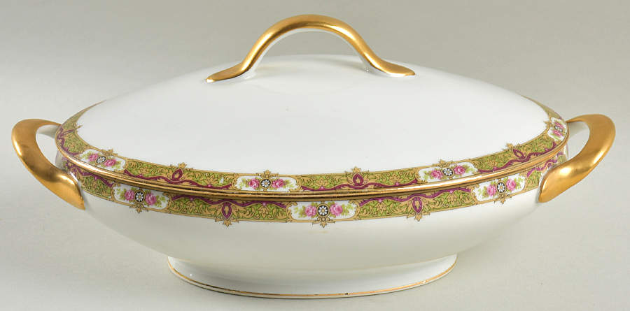 TRV4 Oval Covered Vegetable by Tressemanes & Vogt-1