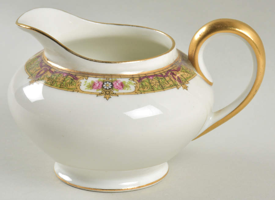 TRV4 Creamer by Tressemanes & Vogt-1