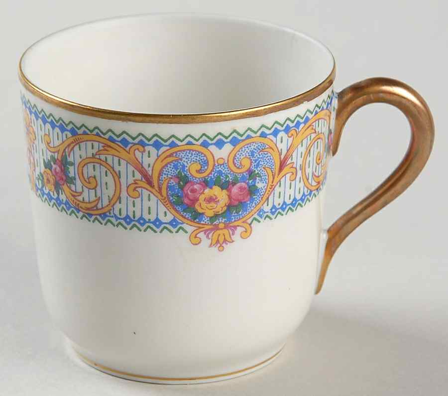 TRV58 Flat Demitasse Cup by Tressemanes & Vogt-1