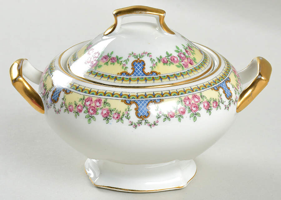 TRV75 Sugar Bowl & Lid by Tressemanes & Vogt-1