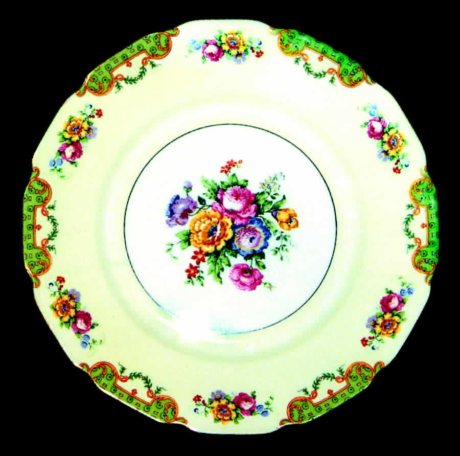 TRV79 Dinner Plate by Tressemanes & Vogt-1