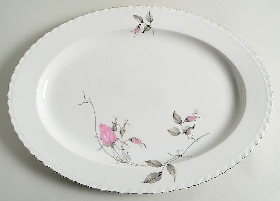 Roxanne 15" Oval Serving Platter by Toscport-1