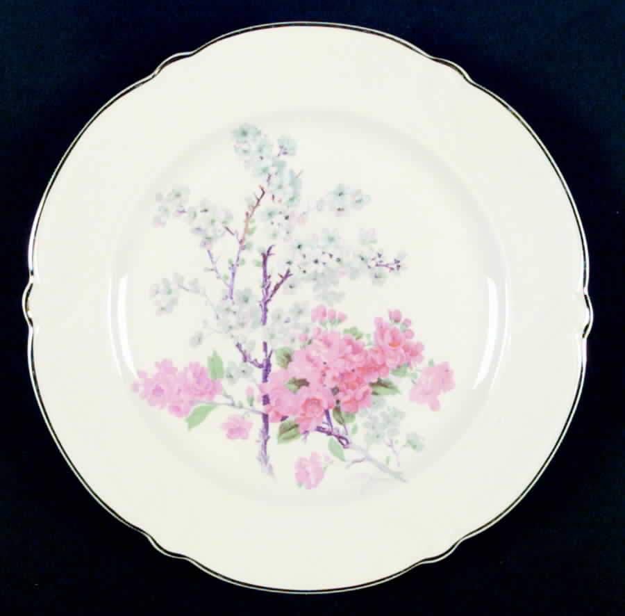 1164 Luncheon Plate by Taylor, Smith & Taylor (Ts&T)-1