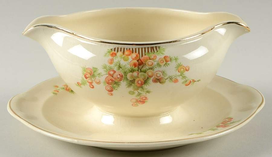 1484 Gravy Boat with Attached Underplate by Taylor, Smith & Taylor (Ts&T)-1