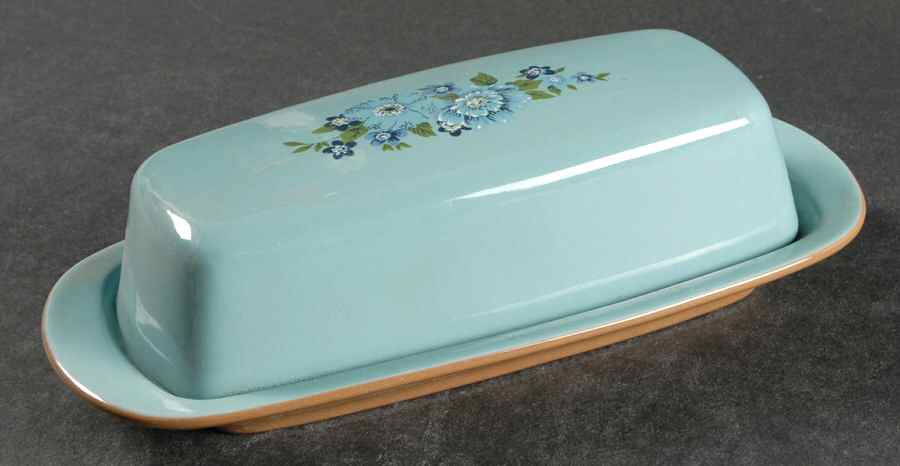 Azura 1/4 Lb Covered Butter by Taylor, Smith & Taylor (Ts&T)-1