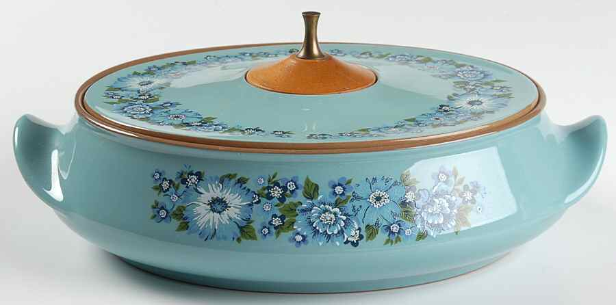 Azura 2 Quart Oval Covered Casserole by Taylor, Smith & Taylor (Ts&T)-1