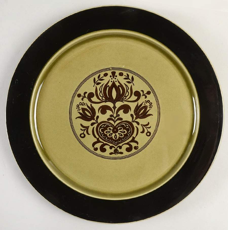 Capistrano 12" Chop Plate (Round Platter) by Taylor, Smith & Taylor (Ts&T)-1