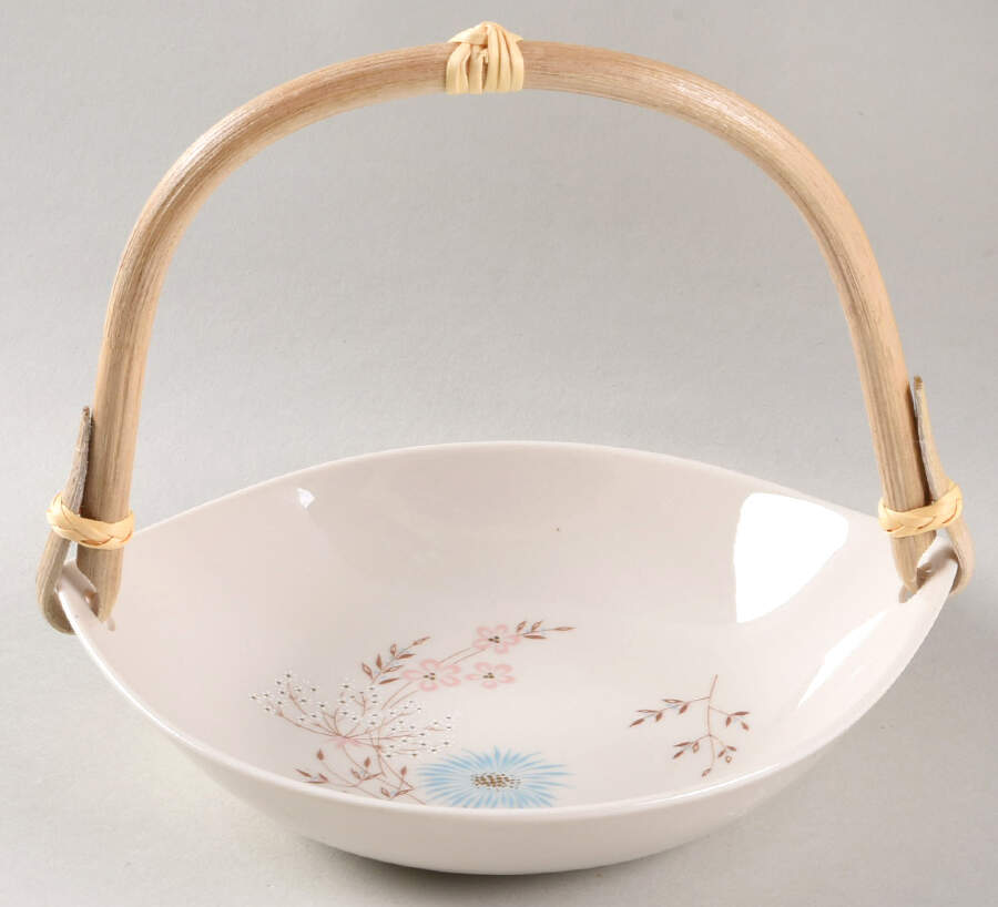 Echo Dell 7''-7 1/4'' Basket W/Bamboo Handle HC by Taylor, Smith & Taylor (Ts&T)-1