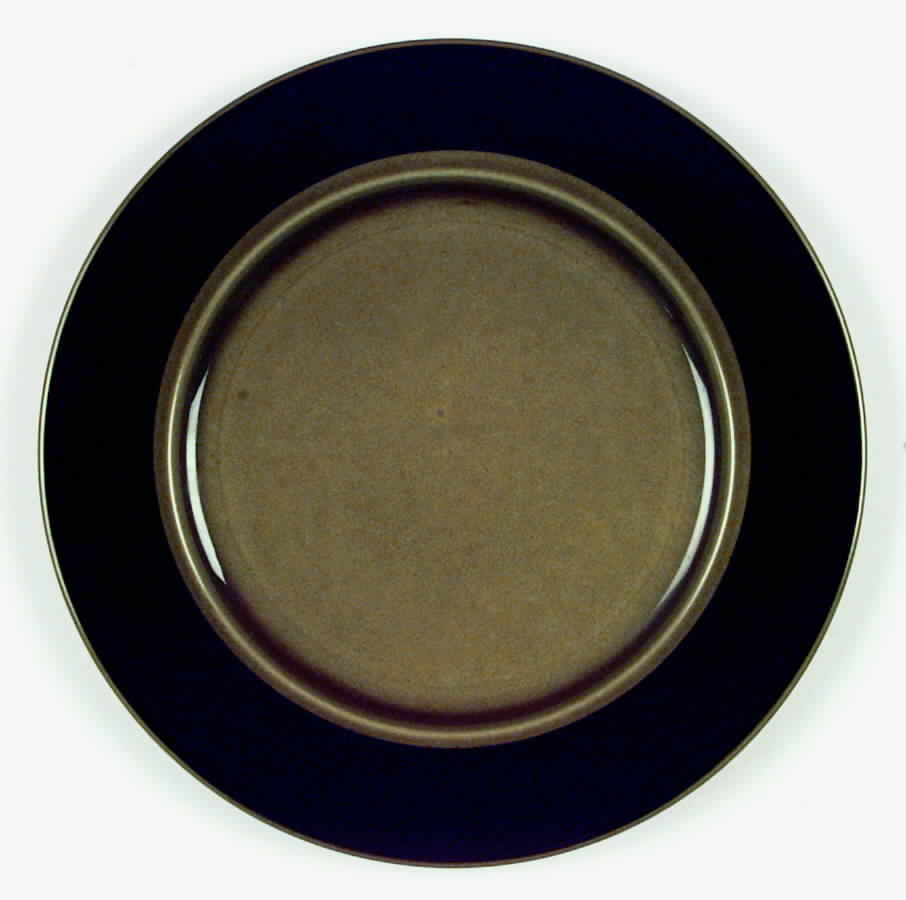 Green Velvet Dinner Plate by Taylor, Smith & Taylor (Ts&T)-1