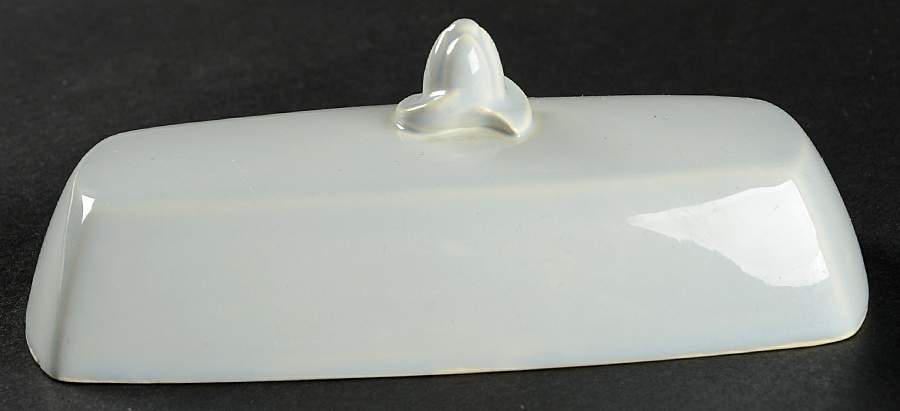 Luray Pastels Chatham Grey Lid for 1/4 Lb Butter by Taylor, Smith & Taylor (Ts&T)-1