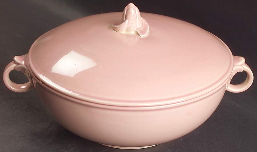 Luray Pastels Sharon Pink 1.25 Qt Round Covered Casserole by Taylor, Smith & Taylor (Ts&T)-1