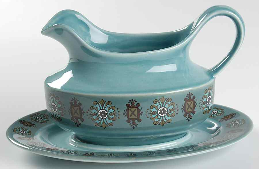 Matador Gravy Boat & Underplate by Taylor, Smith & Taylor (Ts&T)-1