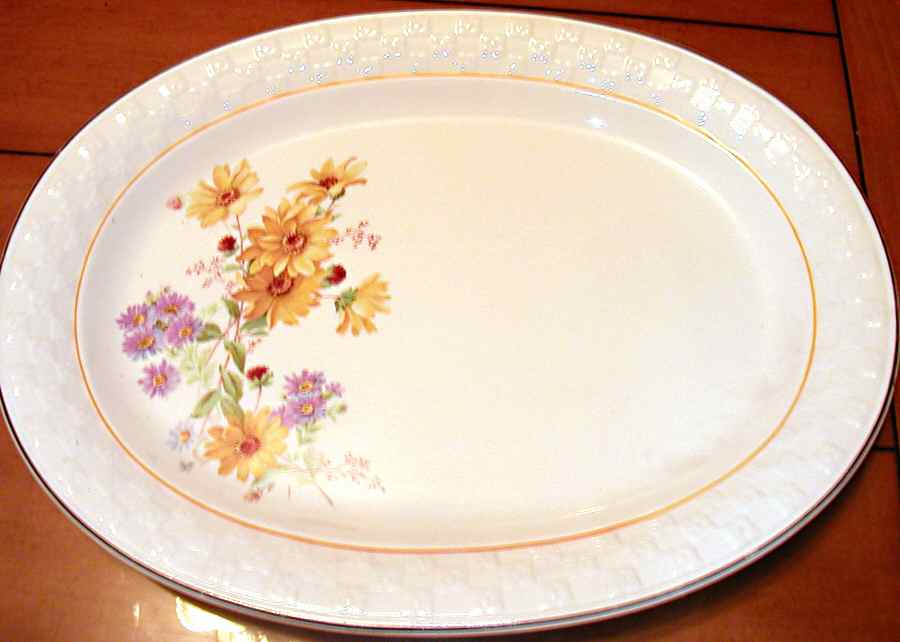 Daisies Beverly (Yellow Verge) 13" Oval Serving Platter by Taylor, Smith & Taylor (Ts&T)-1