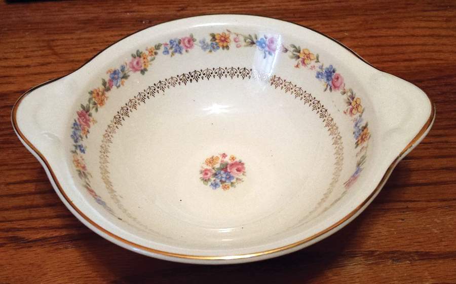 1932 Lugged Cereal Bowl by Taylor, Smith & Taylor (Ts&T)-1