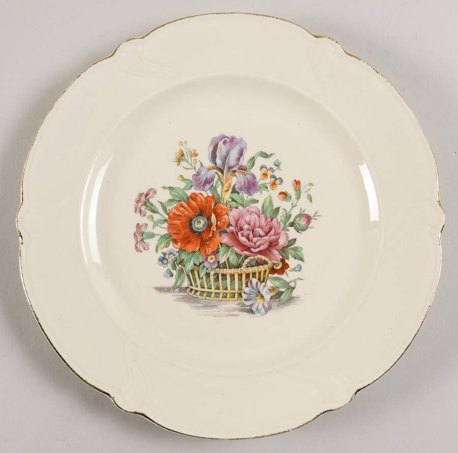 TST174 Luncheon Plate by Taylor, Smith & Taylor (Ts&T)-1