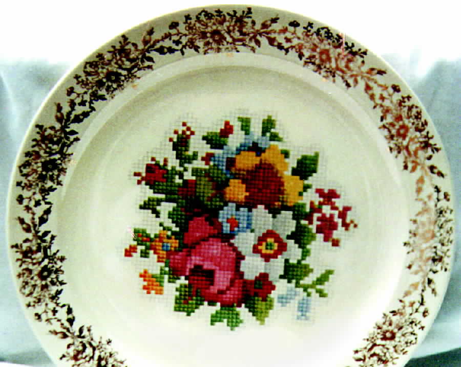 TST200 Dinner Plate by Taylor, Smith & Taylor (Ts&T)-1