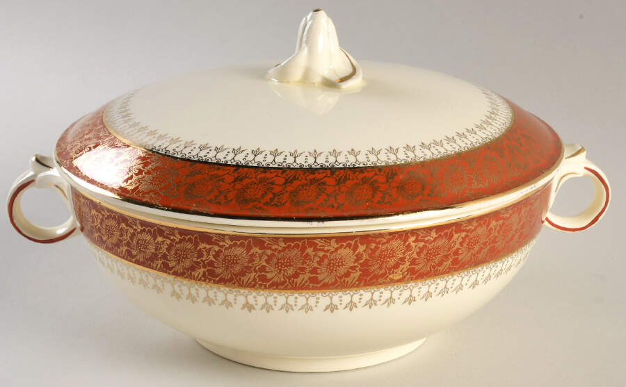 TST206 Round Covered Vegetable by Taylor, Smith & Taylor (Ts&T)-1