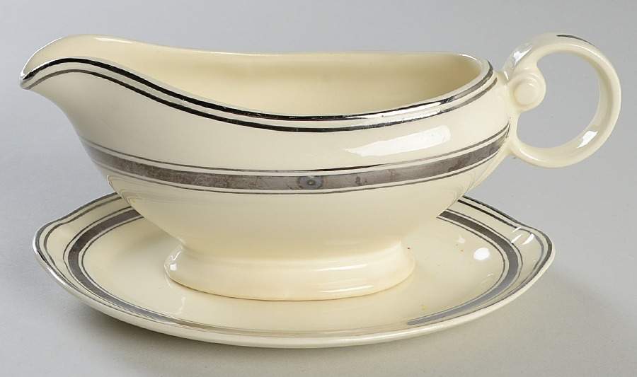 TST247 Gravy Boat & Underplate by Taylor, Smith & Taylor (Ts&T)-1