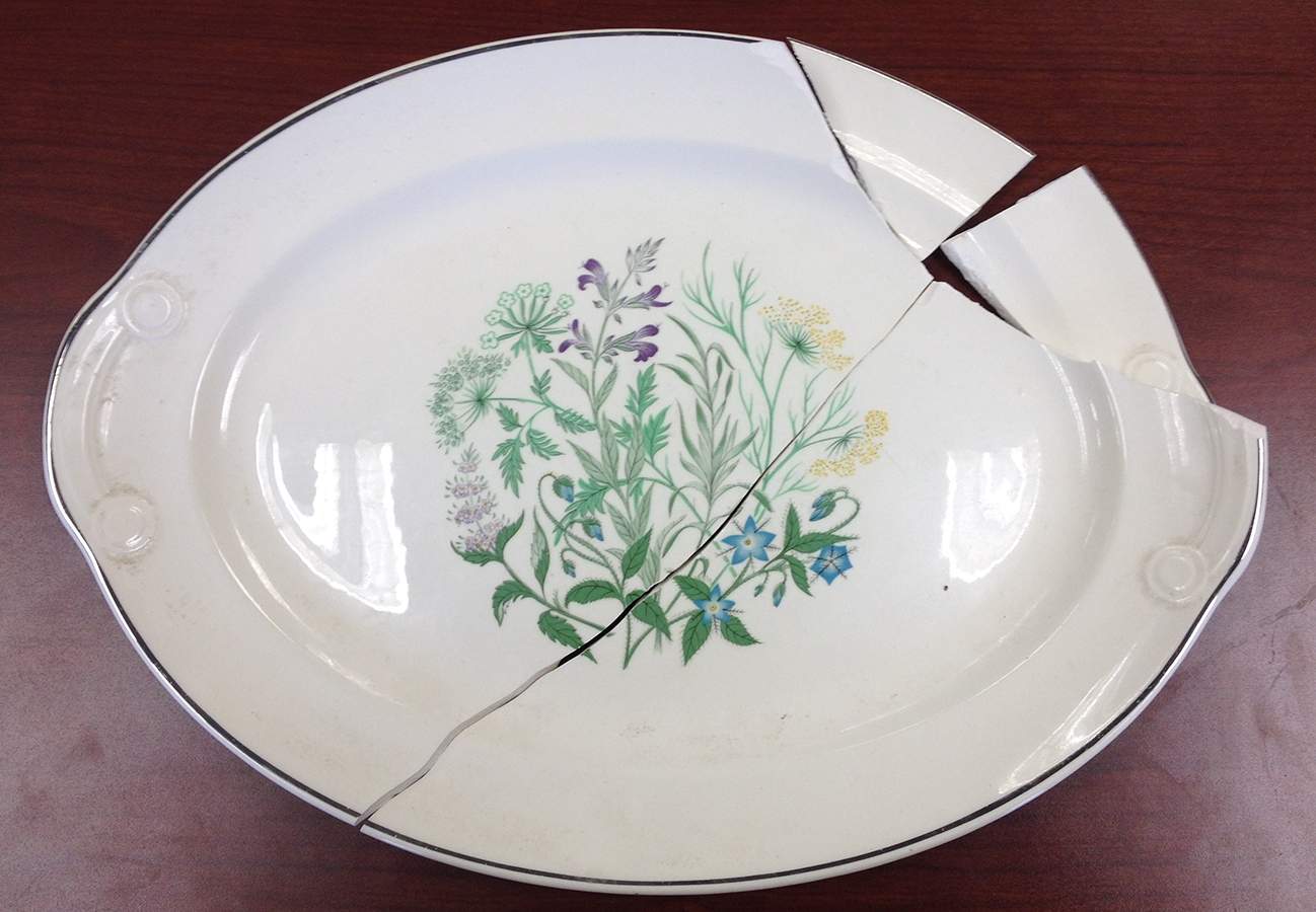 TST252 11" Oval Serving Platter by Taylor, Smith & Taylor (Ts&T)-1