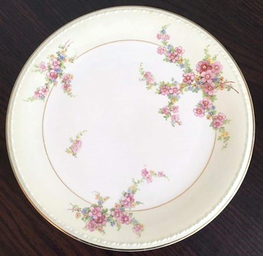 TST270 Dinner Plate by Taylor, Smith & Taylor (Ts&T)-1