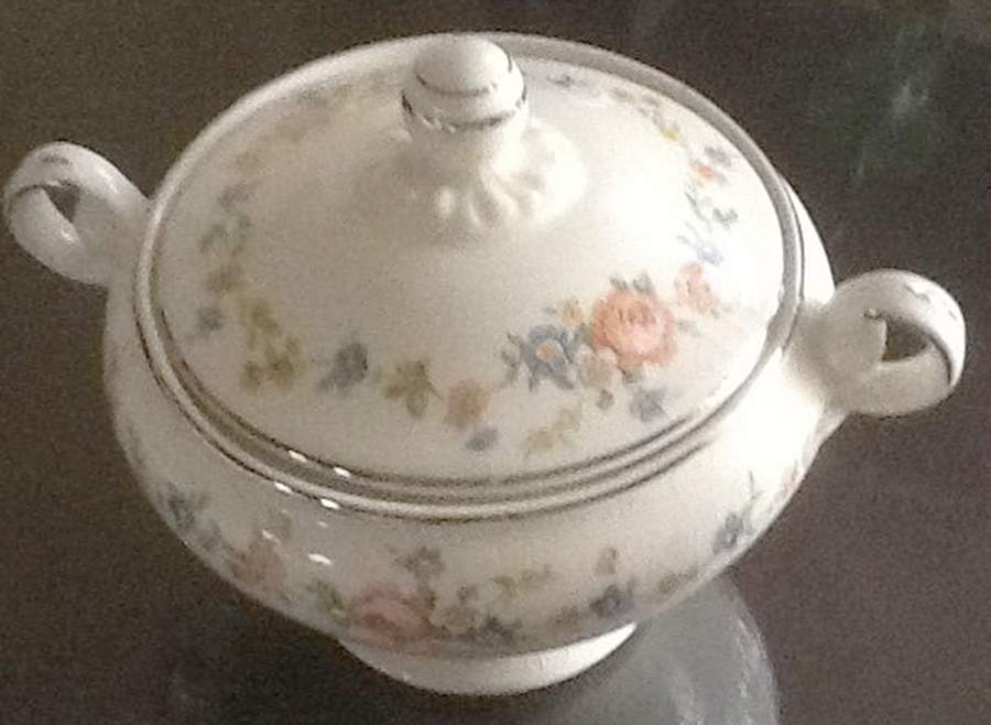 TST278 Sugar Bowl & Lid by Taylor, Smith & Taylor (Ts&T)-1