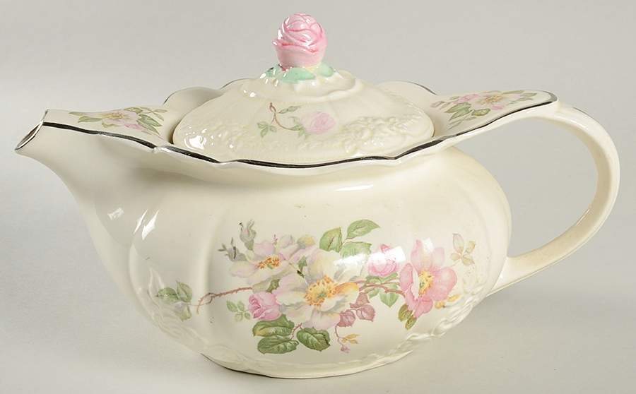 TST85 Teapot & Lid by Taylor, Smith & Taylor (Ts&T)-1