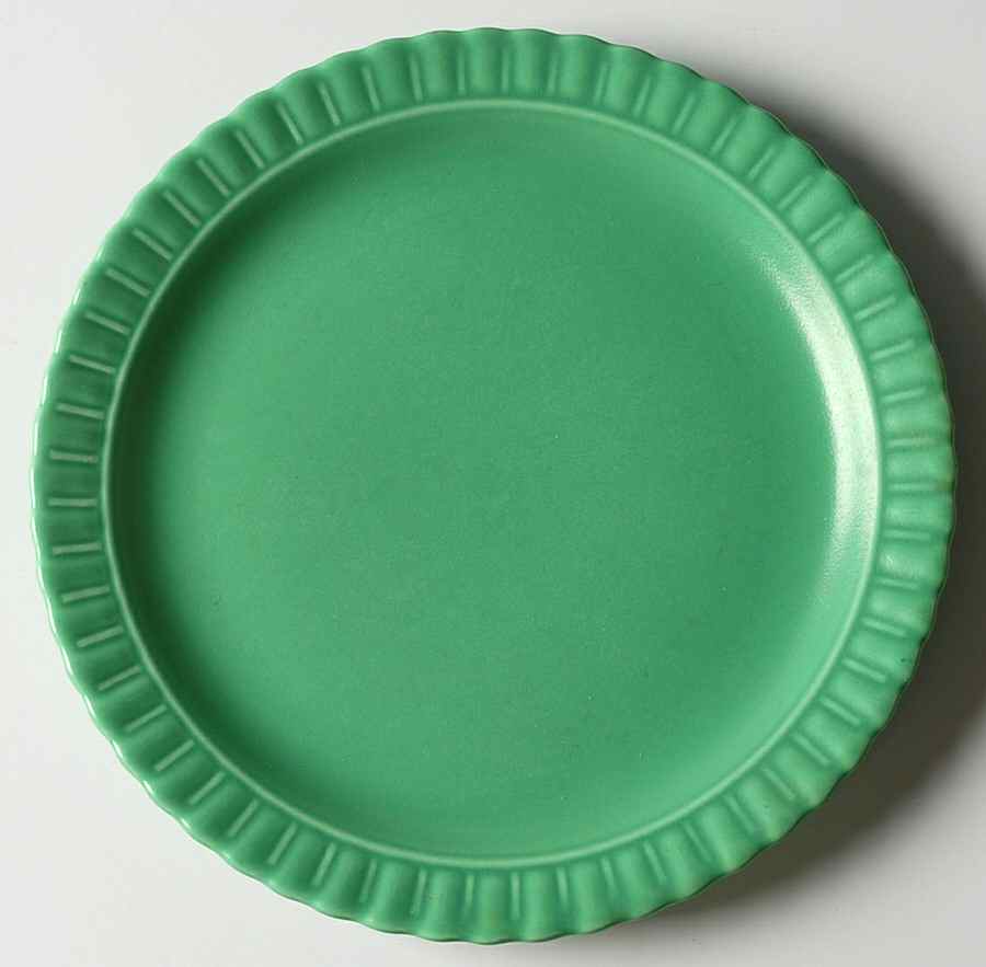 Vistosa Green Salad Plate by Taylor, Smith & Taylor (Ts&T)-1