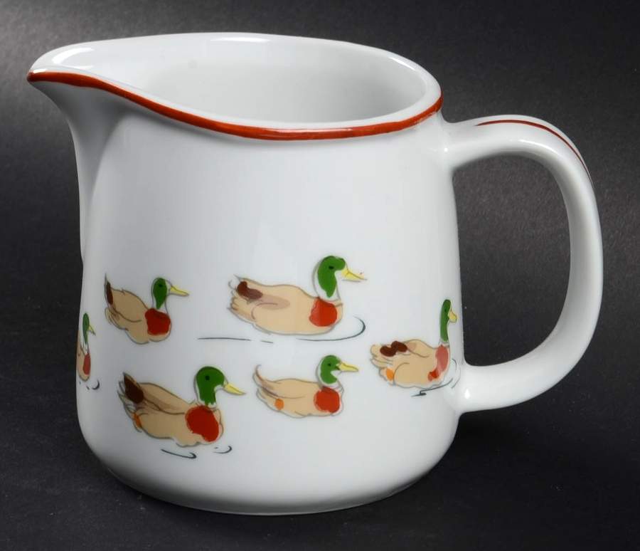 The Ducks Creamer by Taitu-1