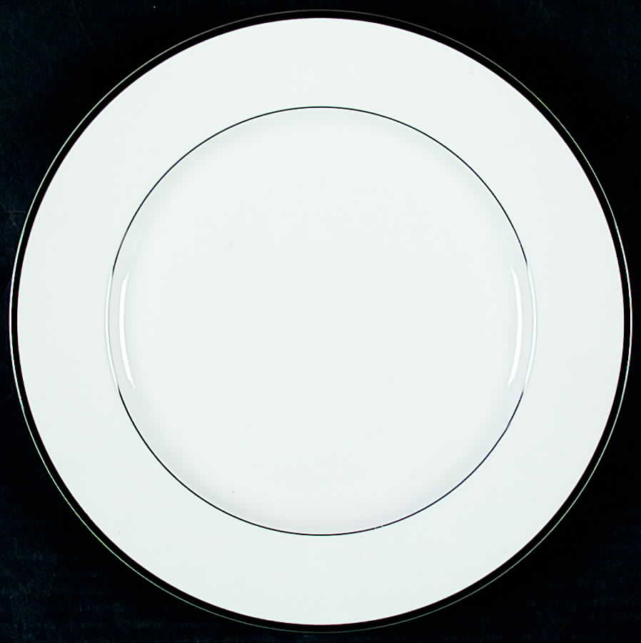 Meris Black Dinner Plate by Taitu-1