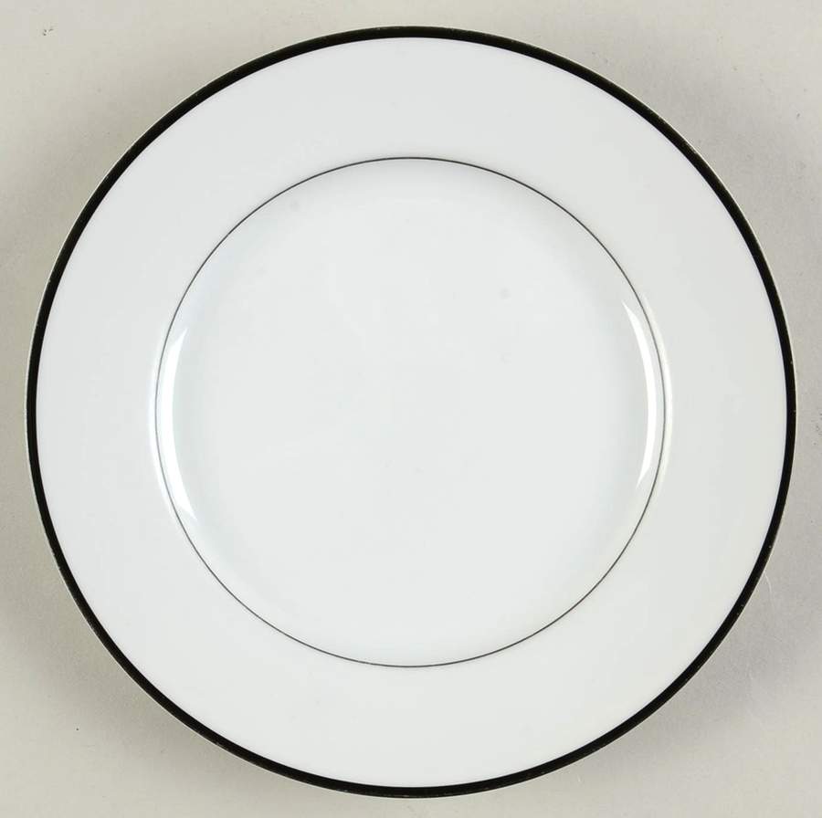 Meris Black Salad Plate by Taitu-1
