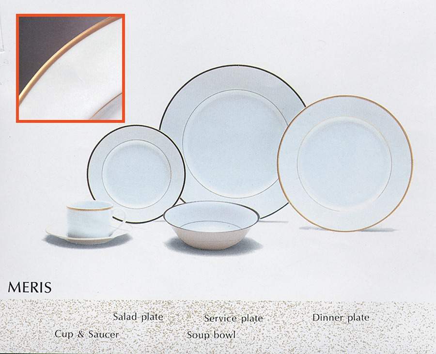 Meris Gold Dinner Plate by Taitu-1
