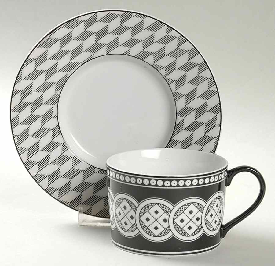 Notte Flat Cup & Saucer Set by Taitu-1