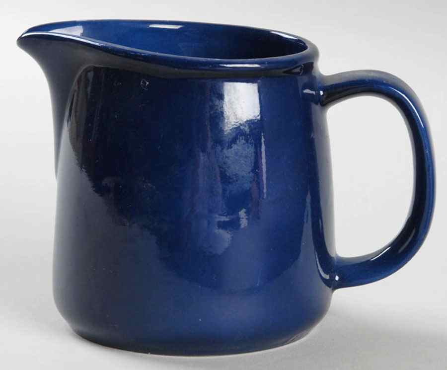Uno Blue Creamer by Taitu-1