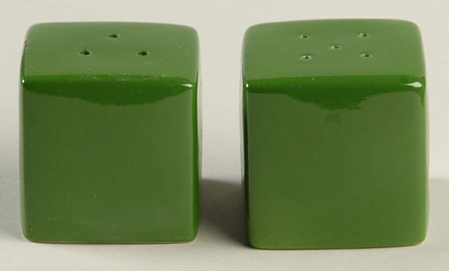 Uno Green Salt & Pepper Set by Taitu-1
